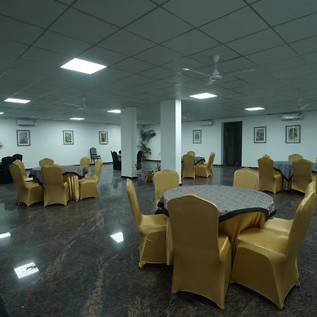 Posh Garden Inn Artemis Hospital Road Gurgaon Dış mekan fotoğraf