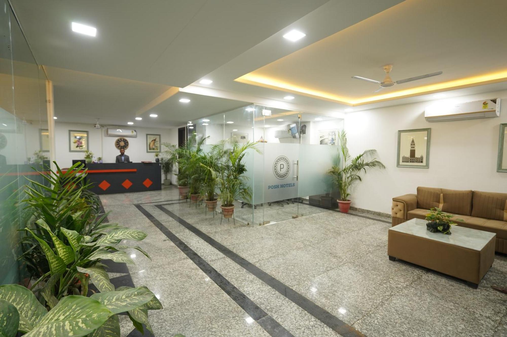 Posh Garden Inn Artemis Hospital Road Gurgaon Dış mekan fotoğraf