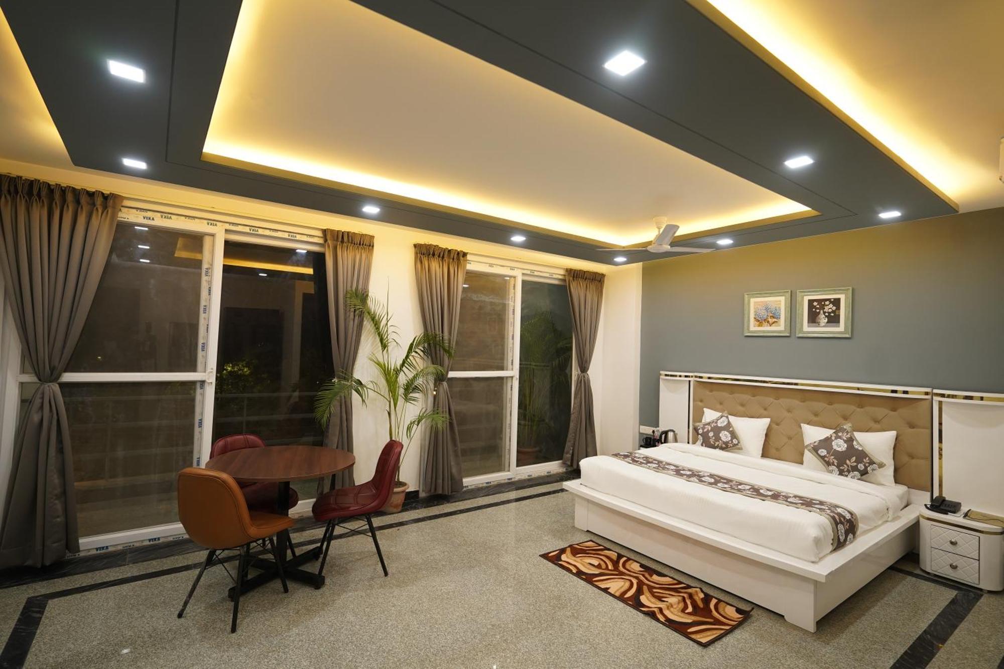 Posh Garden Inn Artemis Hospital Road Gurgaon Dış mekan fotoğraf