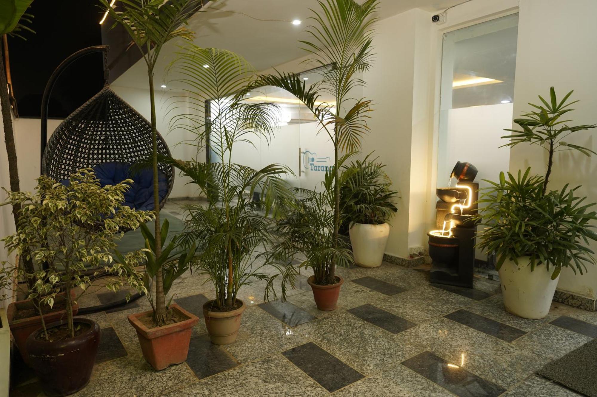 Posh Garden Inn Artemis Hospital Road Gurgaon Dış mekan fotoğraf