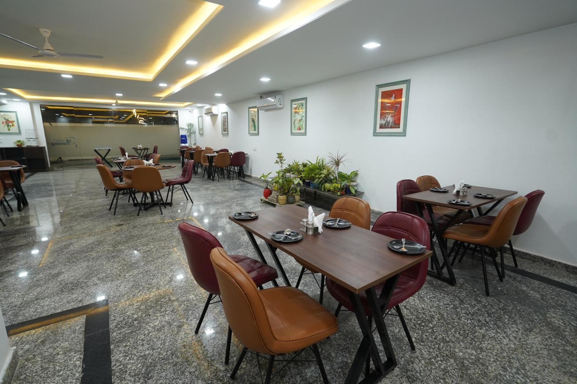 Posh Garden Inn Artemis Hospital Road Gurgaon Dış mekan fotoğraf