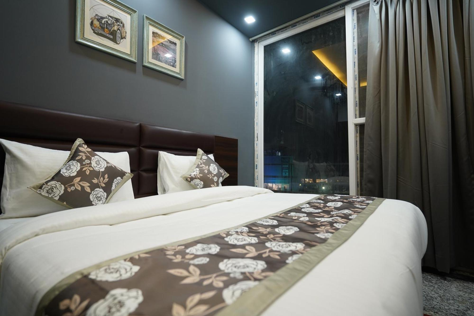 Posh Garden Inn Artemis Hospital Road Gurgaon Dış mekan fotoğraf