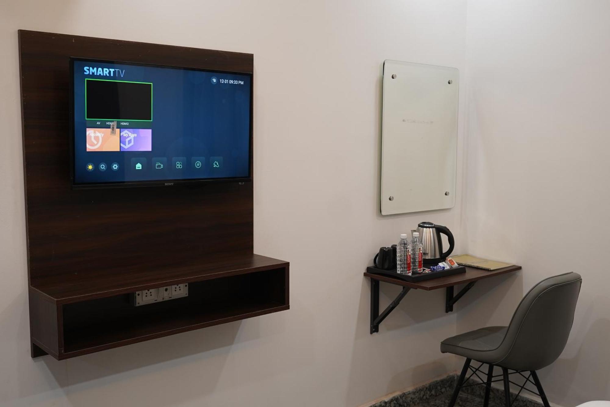 Posh Garden Inn Artemis Hospital Road Gurgaon Dış mekan fotoğraf