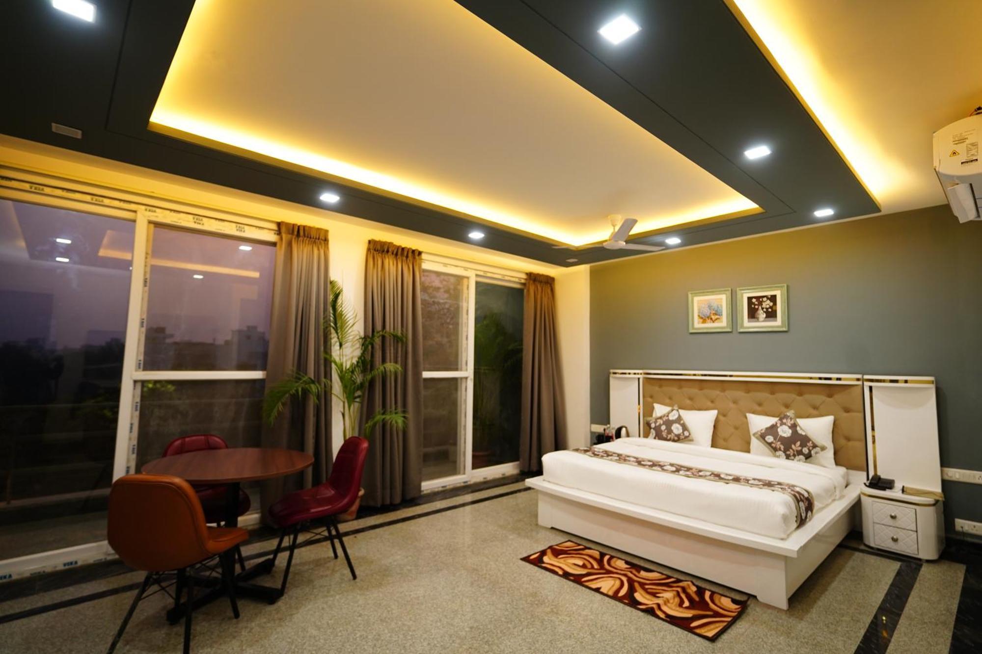 Posh Garden Inn Artemis Hospital Road Gurgaon Dış mekan fotoğraf