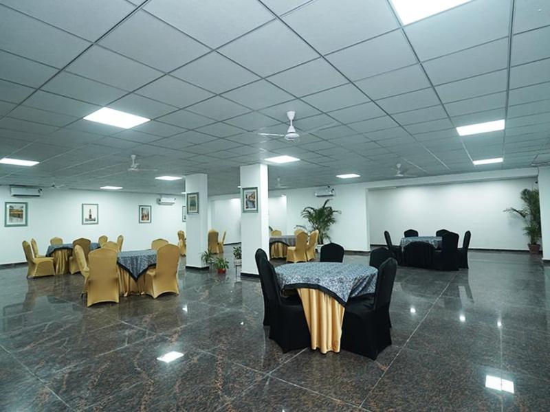 Posh Garden Inn Artemis Hospital Road Gurgaon Dış mekan fotoğraf
