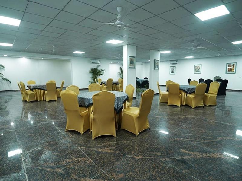 Posh Garden Inn Artemis Hospital Road Gurgaon Dış mekan fotoğraf