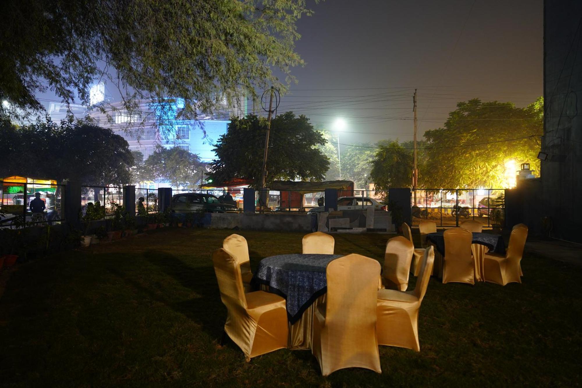 Posh Garden Inn Artemis Hospital Road Gurgaon Dış mekan fotoğraf